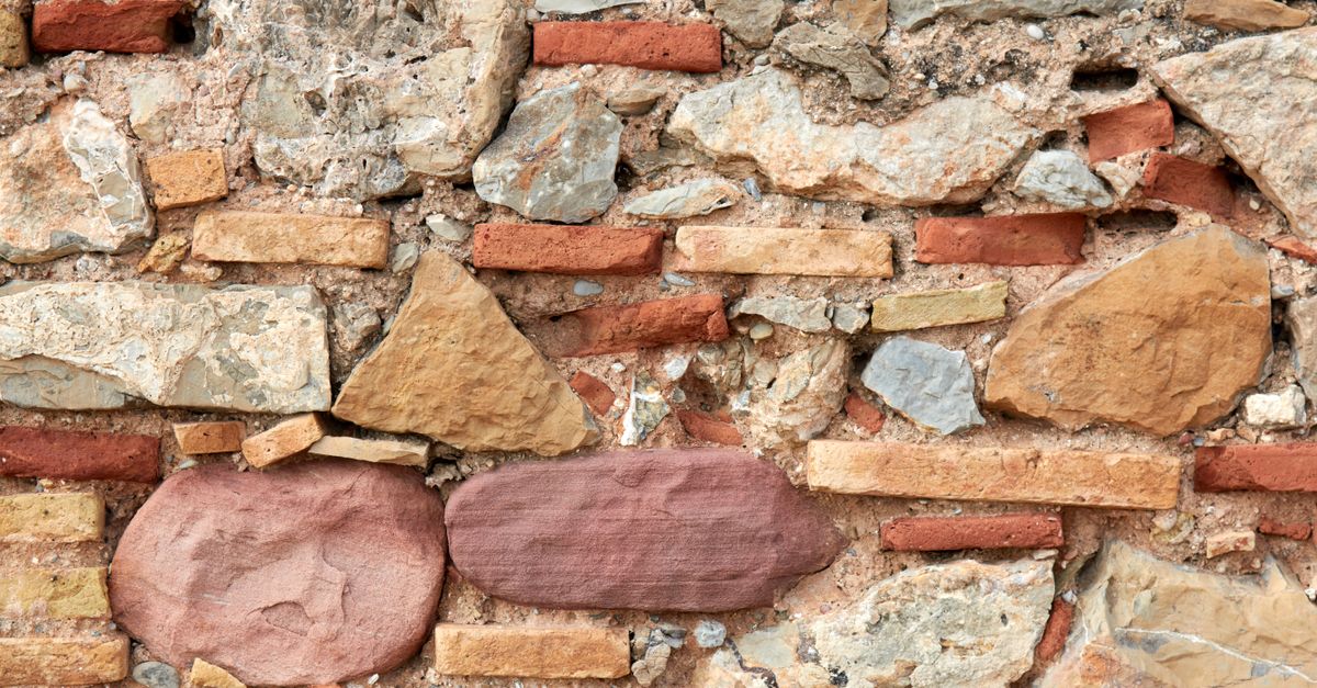 découvrez nos murs en pierre authentiques alliant robustesse et esthétique pour sublimer tous vos espaces, intérieurs comme extérieurs.